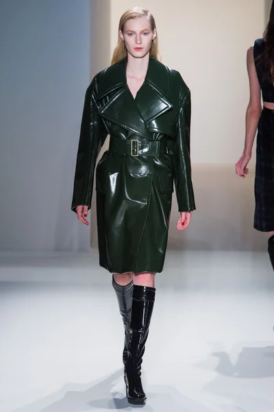 Look 9